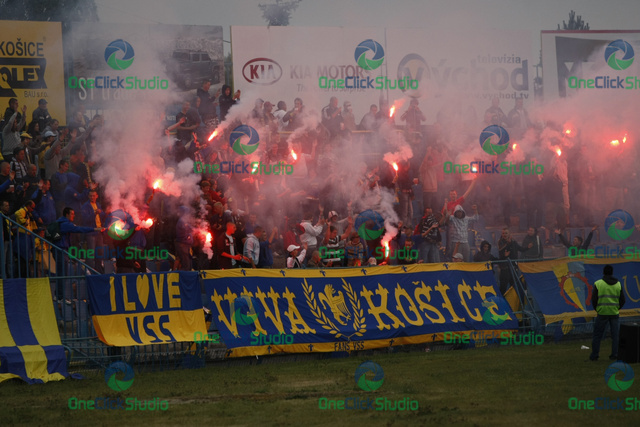 kosice fans pyrotechnika