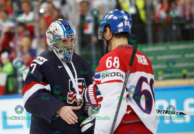 hellebuyck jagr