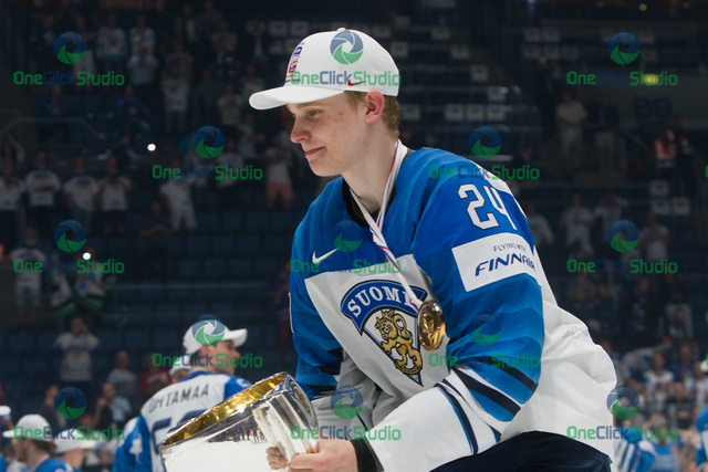 Kaapo Kakko (6)